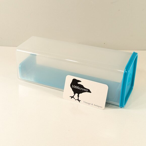 TUPPERWARE Cheese keeper in blue - Picture 3 of 9